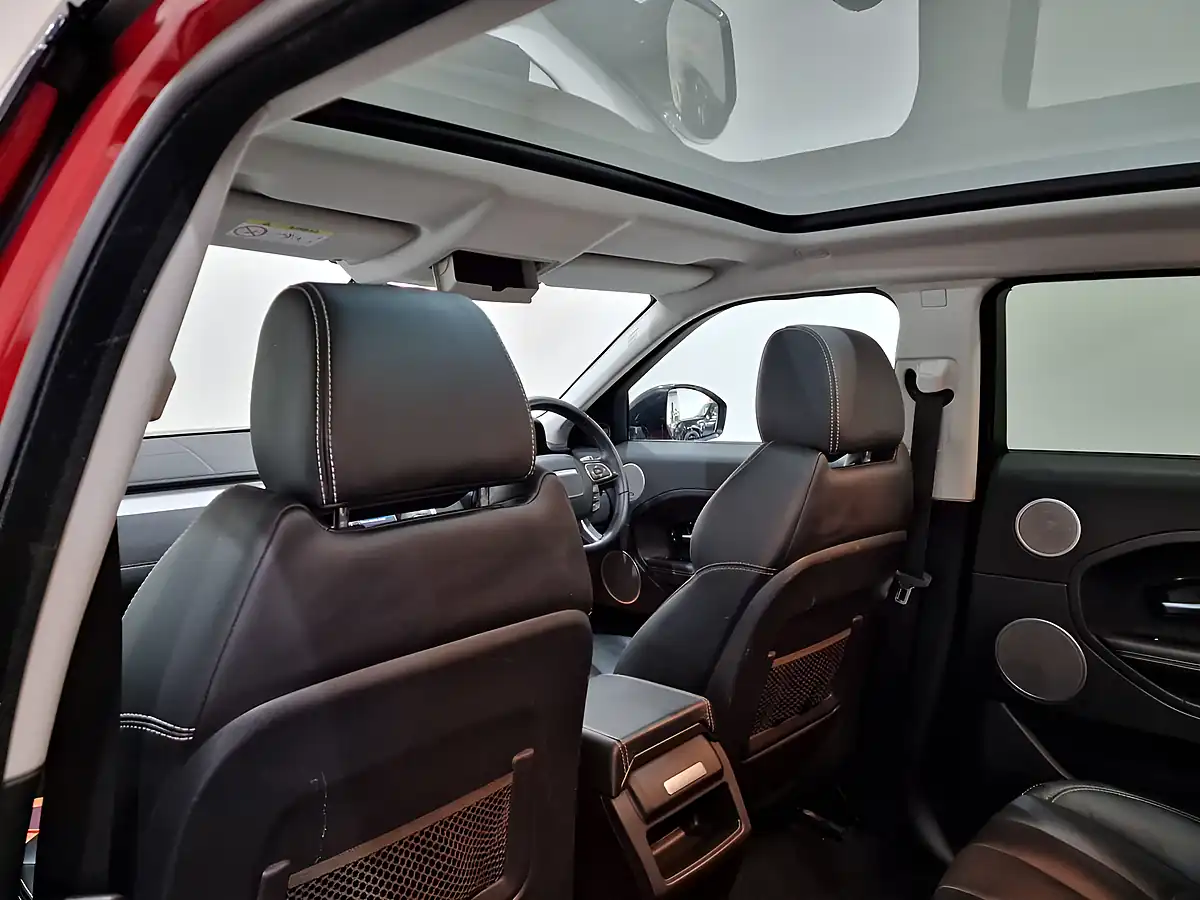 Used 2014 Land Rover Range Rover Evoque Dynamic Red - Interior and Exterior details 19
