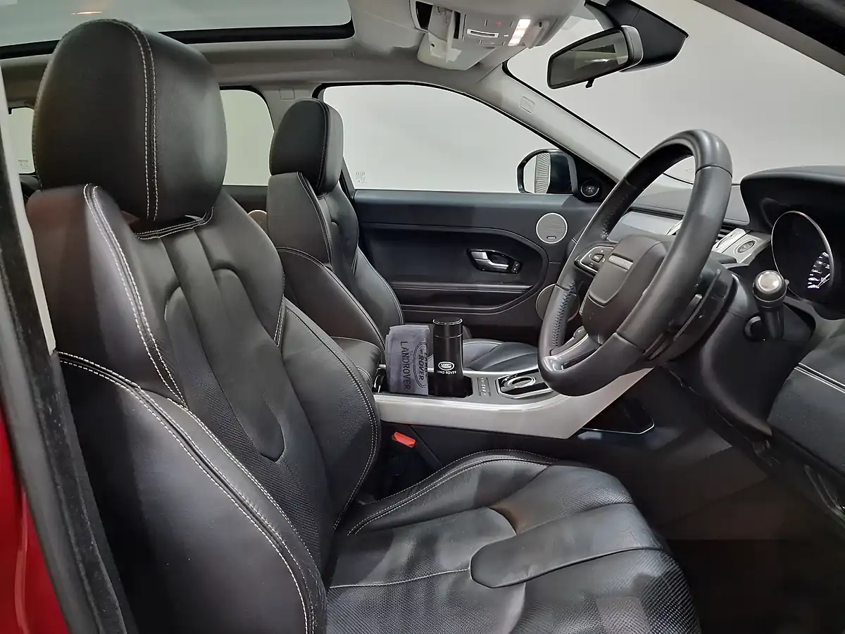 Used 2014 Land Rover Range Rover Evoque Dynamic Red - Interior and Exterior details 5