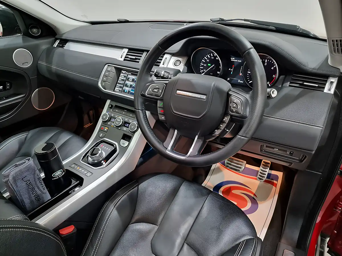Used 2014 Land Rover Range Rover Evoque Dynamic Red - Interior and Exterior details 7