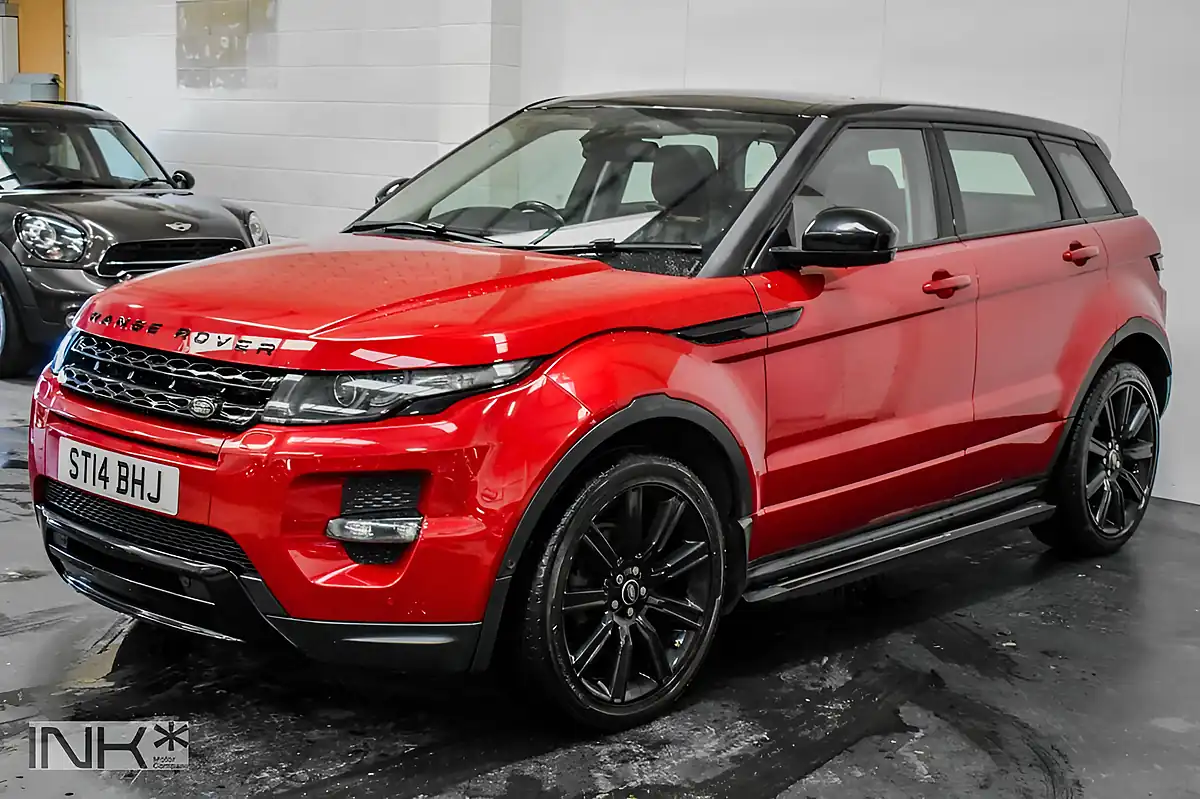 Used 2014 Land Rover Range Rover Evoque Dynamic Red - Interior and Exterior details 5