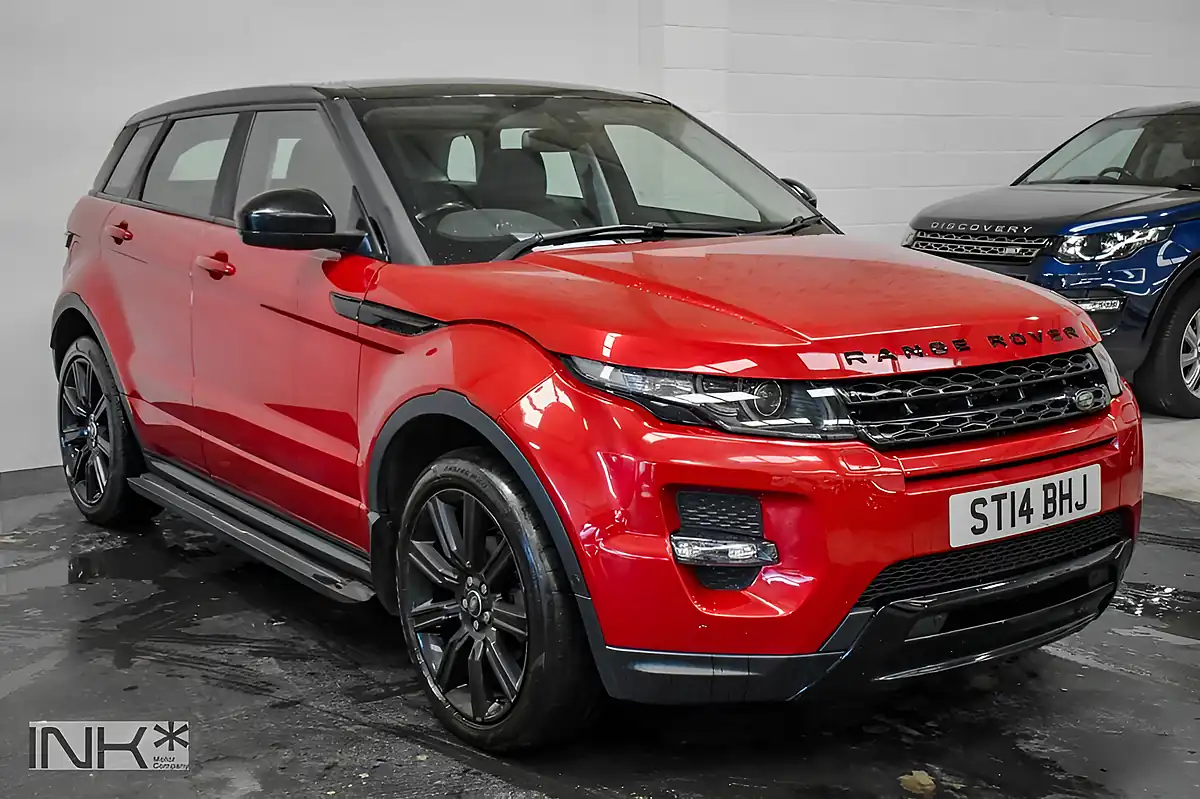 Used 2014 Land Rover Range Rover Evoque Dynamic Red - Interior and Exterior details 9