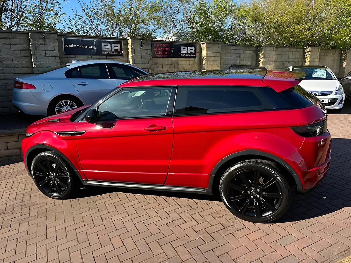 Used 2014 Land Rover Range Rover Evoque Dynamic Red - Interior and Exterior details 6