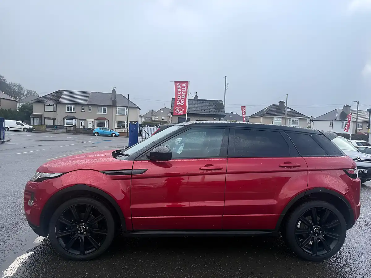 Used 2014 Land Rover Range Rover Evoque Dynamic Red - Interior and Exterior details 4