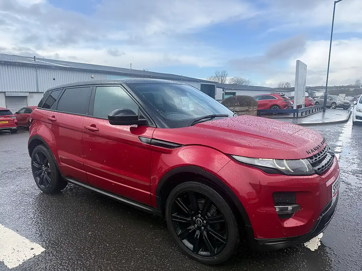 Used 2014 Land Rover Range Rover Evoque Dynamic Red - Interior and Exterior details 5