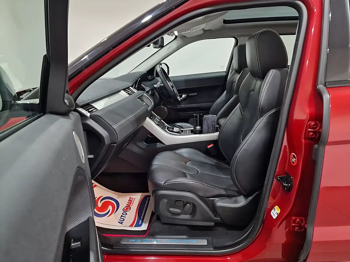 Used 2014 Land Rover Range Rover Evoque Dynamic Red - Interior and Exterior details 18