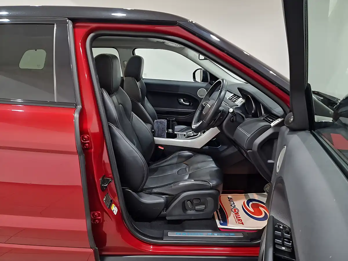 Used 2014 Land Rover Range Rover Evoque Dynamic Red - Interior and Exterior details 9