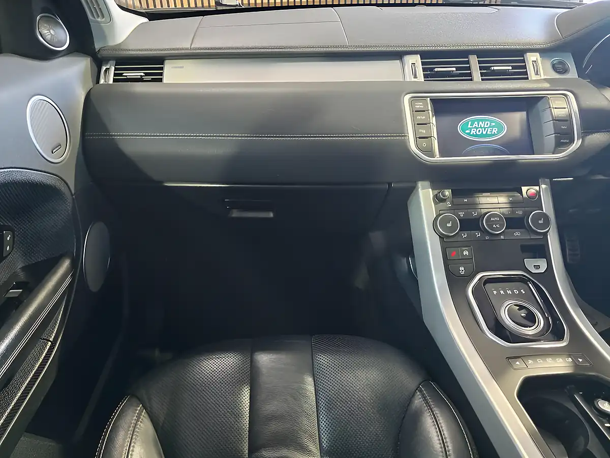 Used 2014 Land Rover Range Rover Evoque Dynamic Red - Interior and Exterior details 10