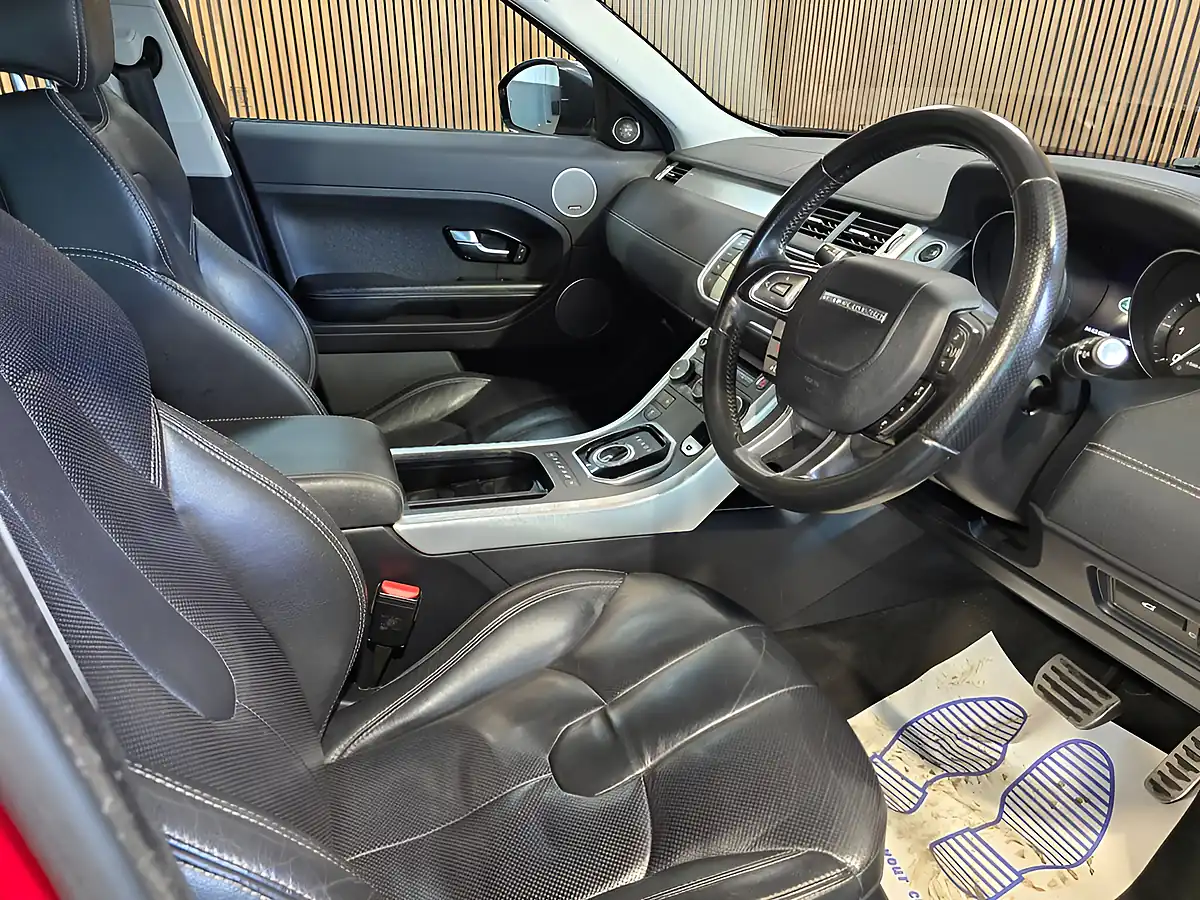 Used 2014 Land Rover Range Rover Evoque Dynamic Red - Interior and Exterior details 11