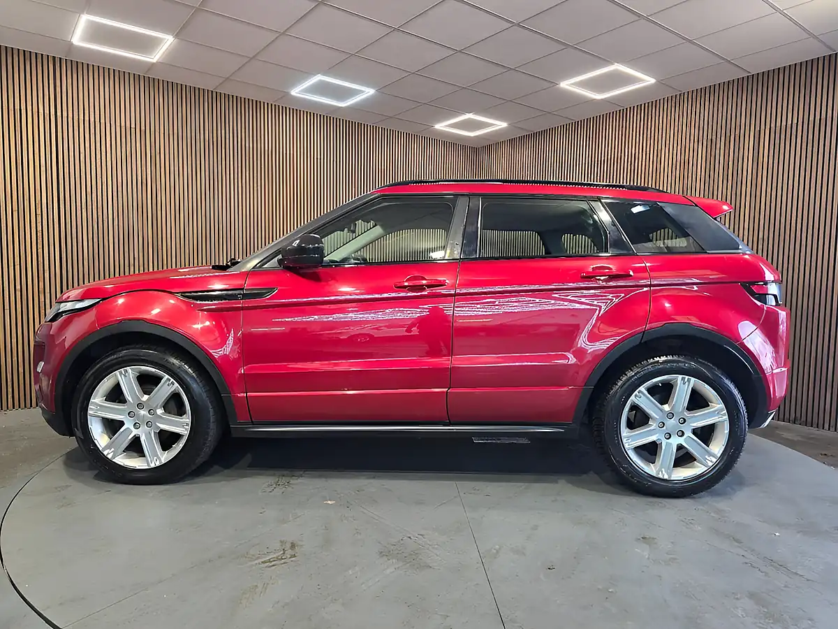 Used 2014 Land Rover Range Rover Evoque Dynamic Red - Interior and Exterior details 5