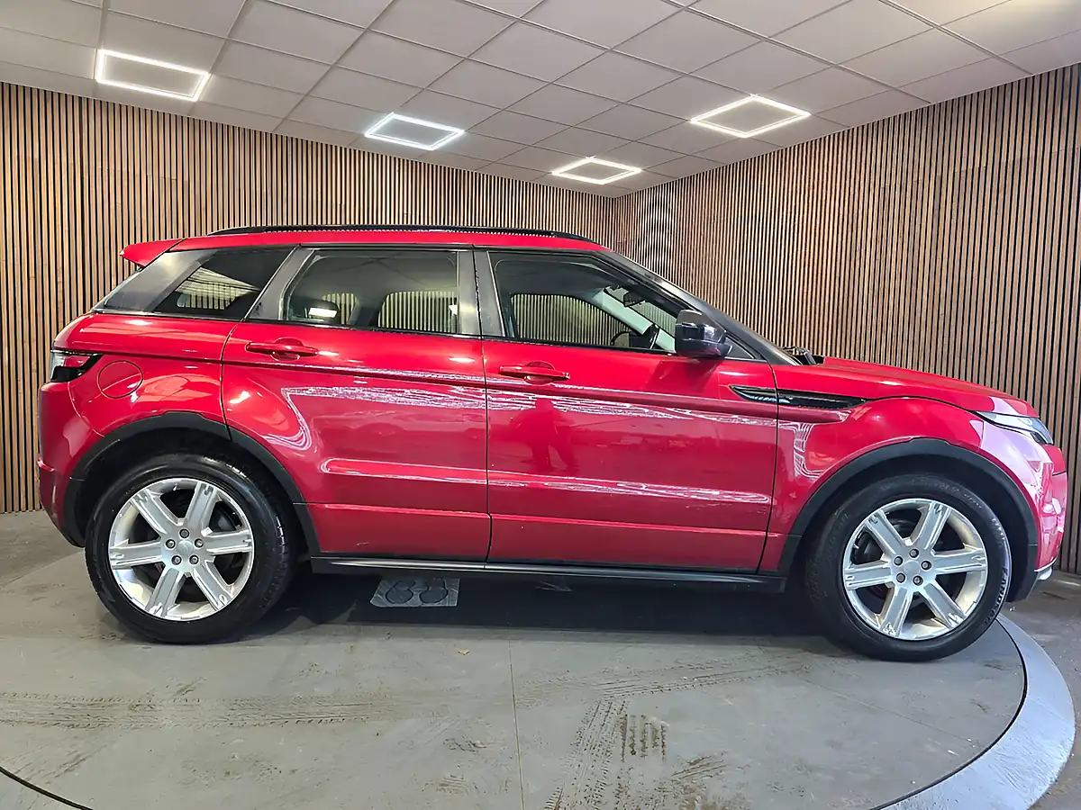 Used 2014 Land Rover Range Rover Evoque Dynamic Red - Interior and Exterior details 7