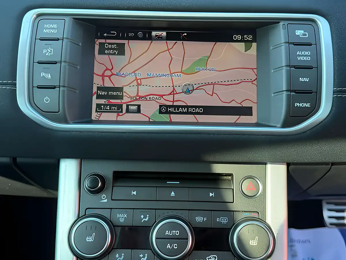 Used 2014 Land Rover Range Rover Evoque Dynamic Santorini Black - Interior and Exterior details 13