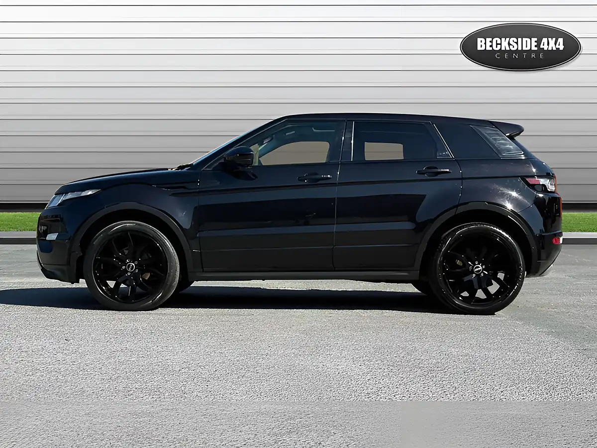 Used 2014 Land Rover Range Rover Evoque Dynamic Santorini Black - Interior and Exterior details 6