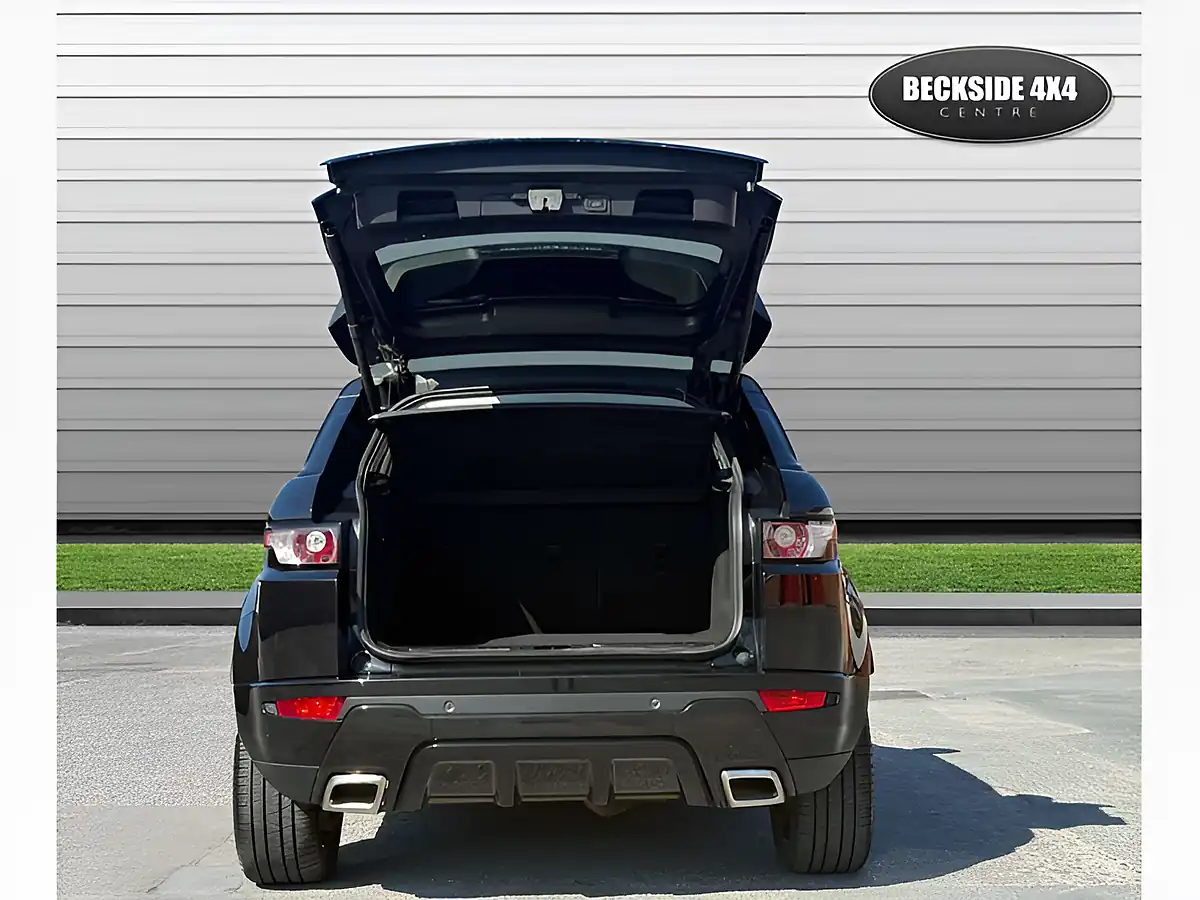 Used 2014 Land Rover Range Rover Evoque Dynamic Santorini Black - Interior and Exterior details 9