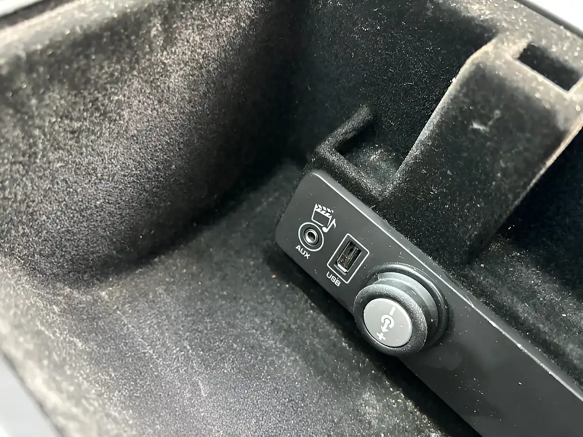 Used 2014 Land Rover Range Rover Evoque Dynamic Santorini Black - Interior and Exterior details 14