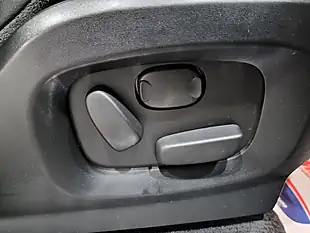 Used 2014 Land Rover Range Rover Evoque Dynamic Santorini Black - Interior and Exterior details 12