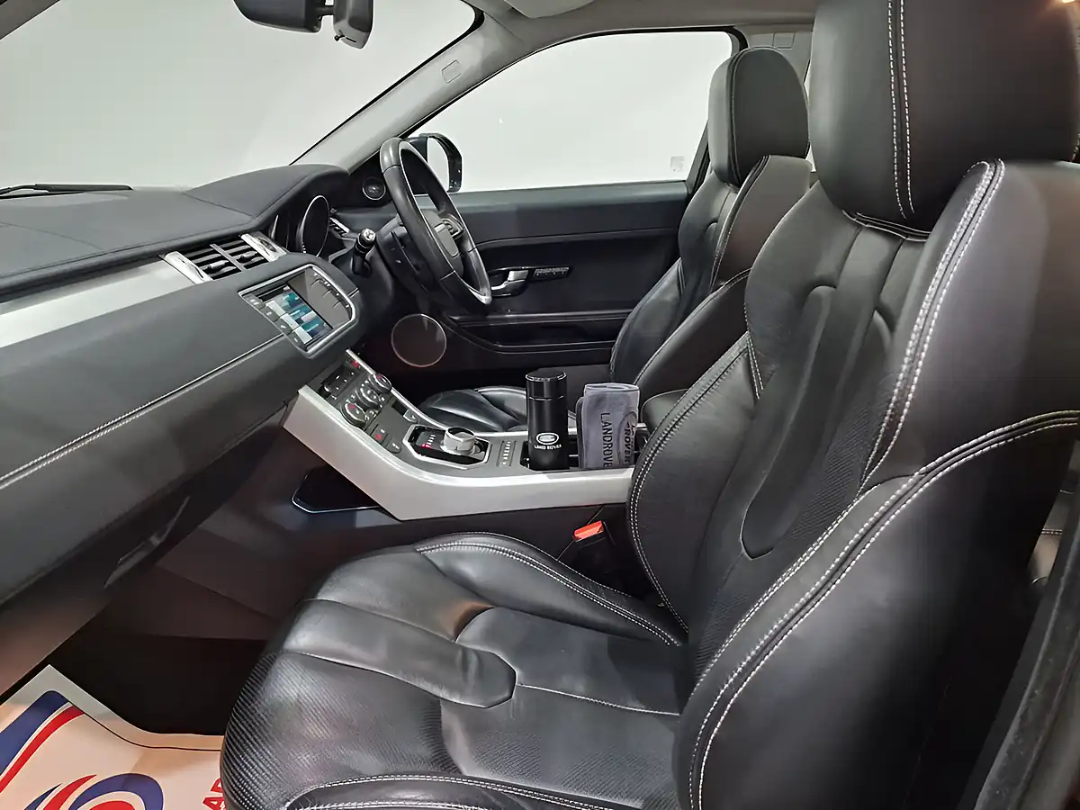Used 2014 Land Rover Range Rover Evoque Dynamic Santorini Black - Interior and Exterior details 19