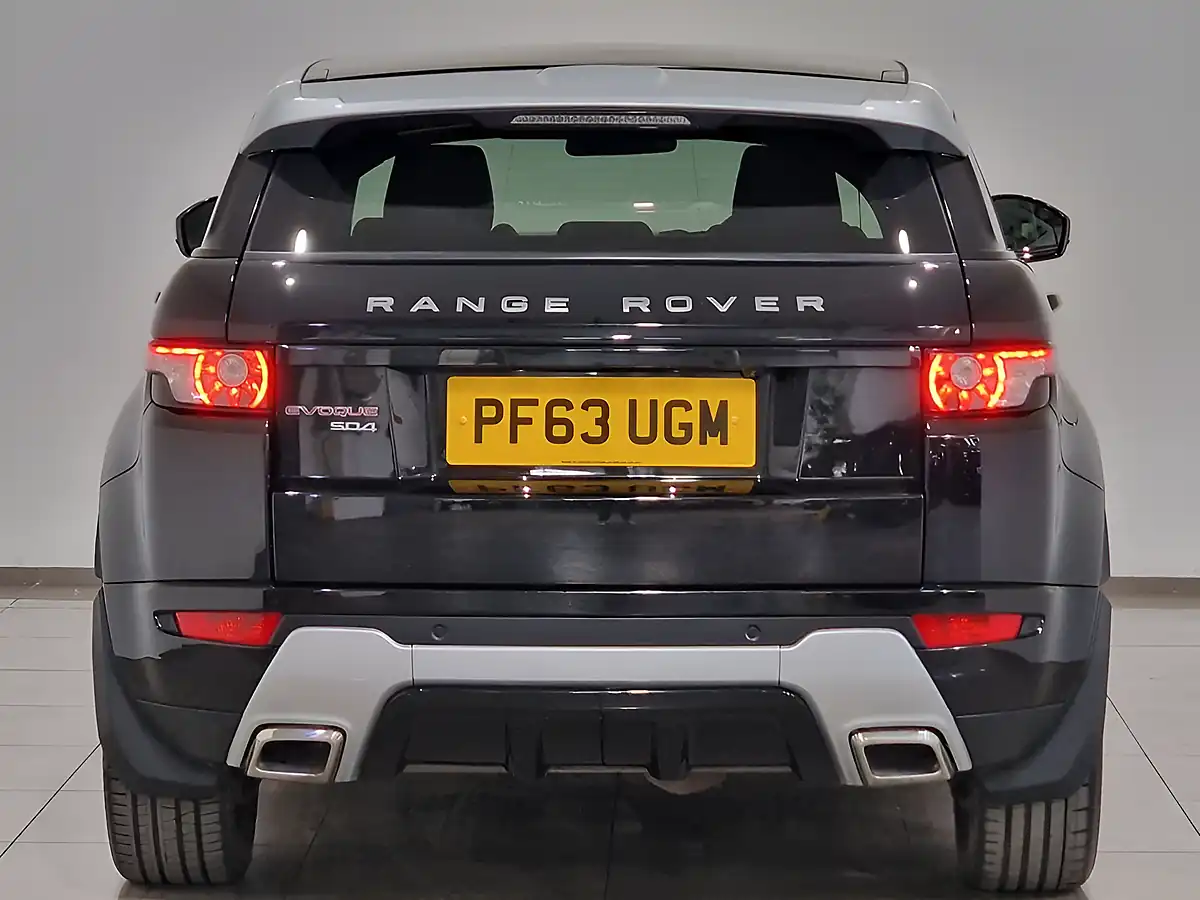 Used 2014 Land Rover Range Rover Evoque Dynamic Santorini Black - Interior and Exterior details 5