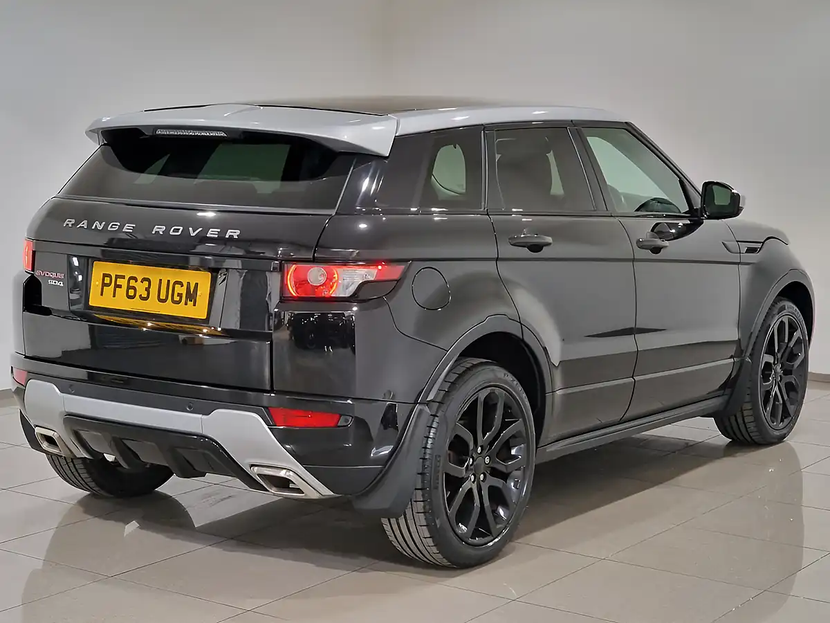 Used 2014 Land Rover Range Rover Evoque Dynamic Santorini Black - Interior and Exterior details 6