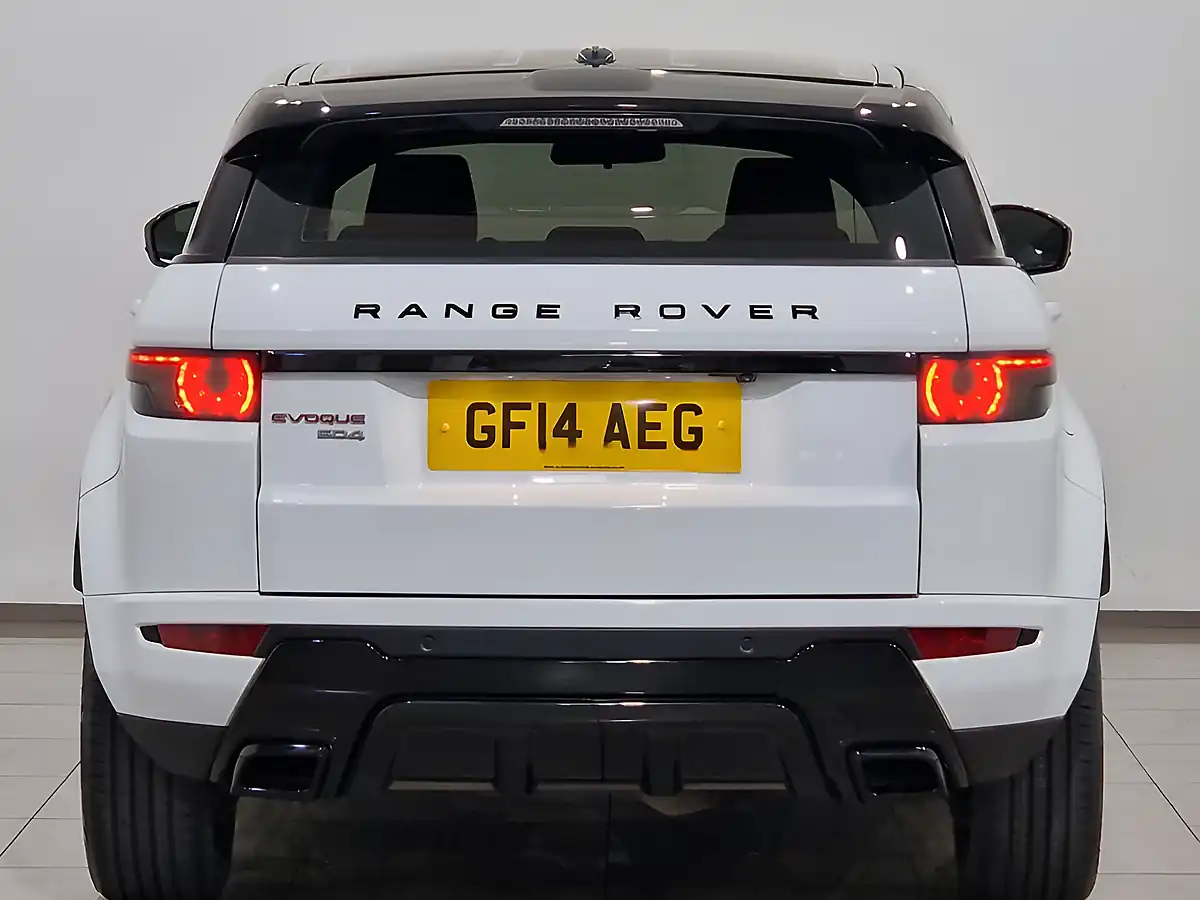 Used 2014 Land Rover Range Rover Evoque Dynamic White - Interior and Exterior details 5
