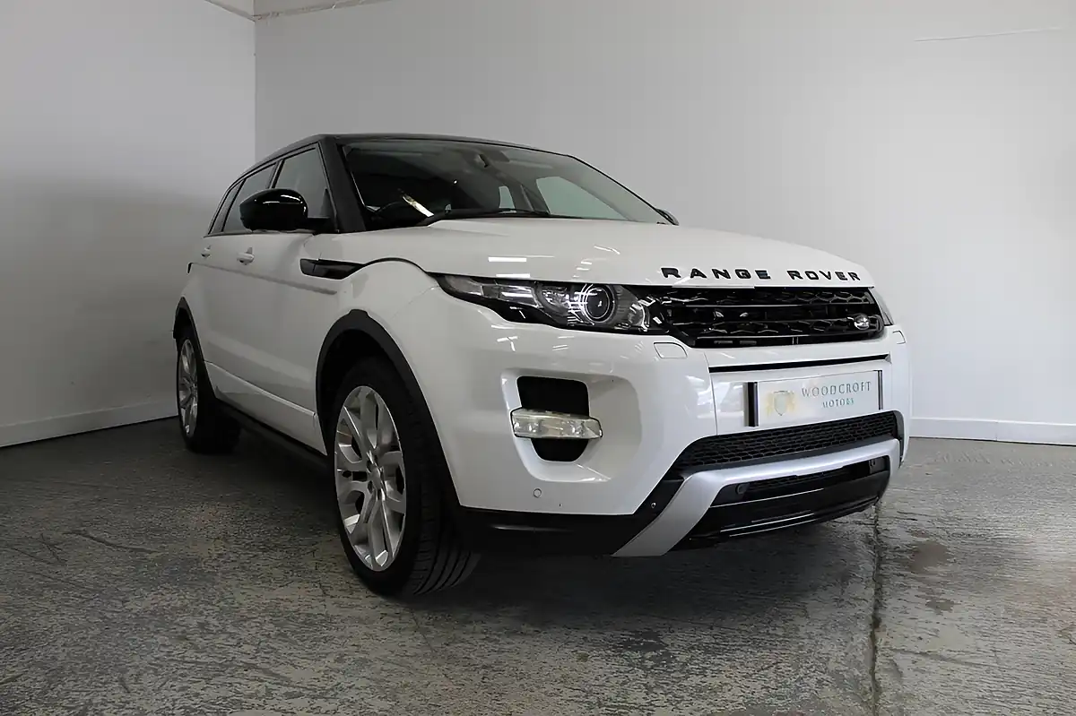 Used 2014 Land Rover Range Rover Evoque Dynamic White - Front View