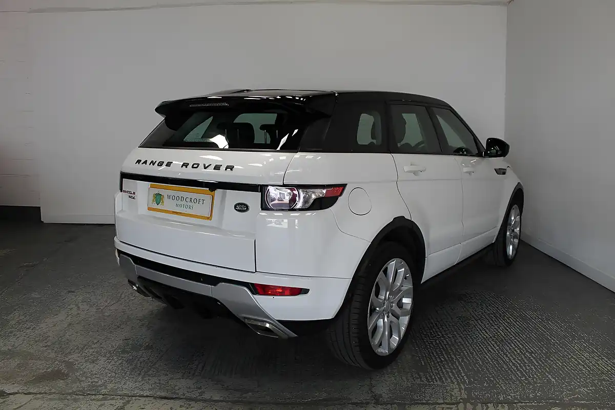 Used 2014 Land Rover Range Rover Evoque Dynamic White - Interior and Exterior details 6