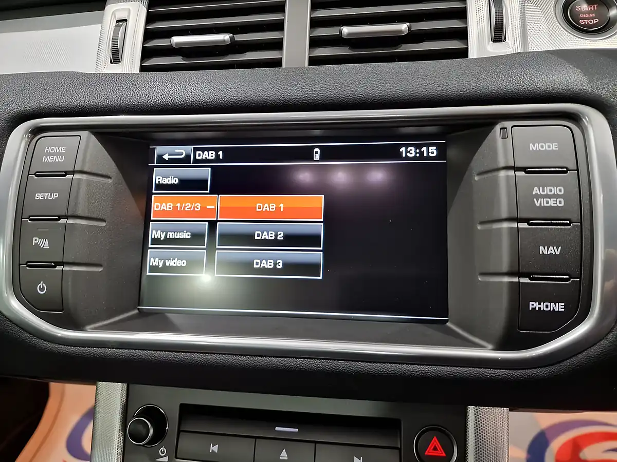 Used 2014 Land Rover Range Rover Evoque Dynamic White - Interior and Exterior details 12