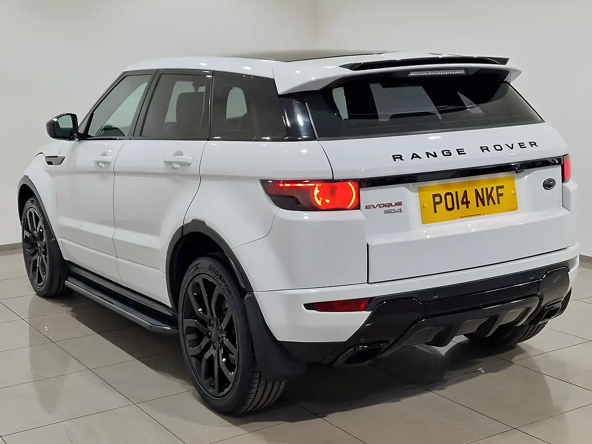 Used 2014 Land Rover Range Rover Evoque Dynamic White - Interior and Exterior details 4