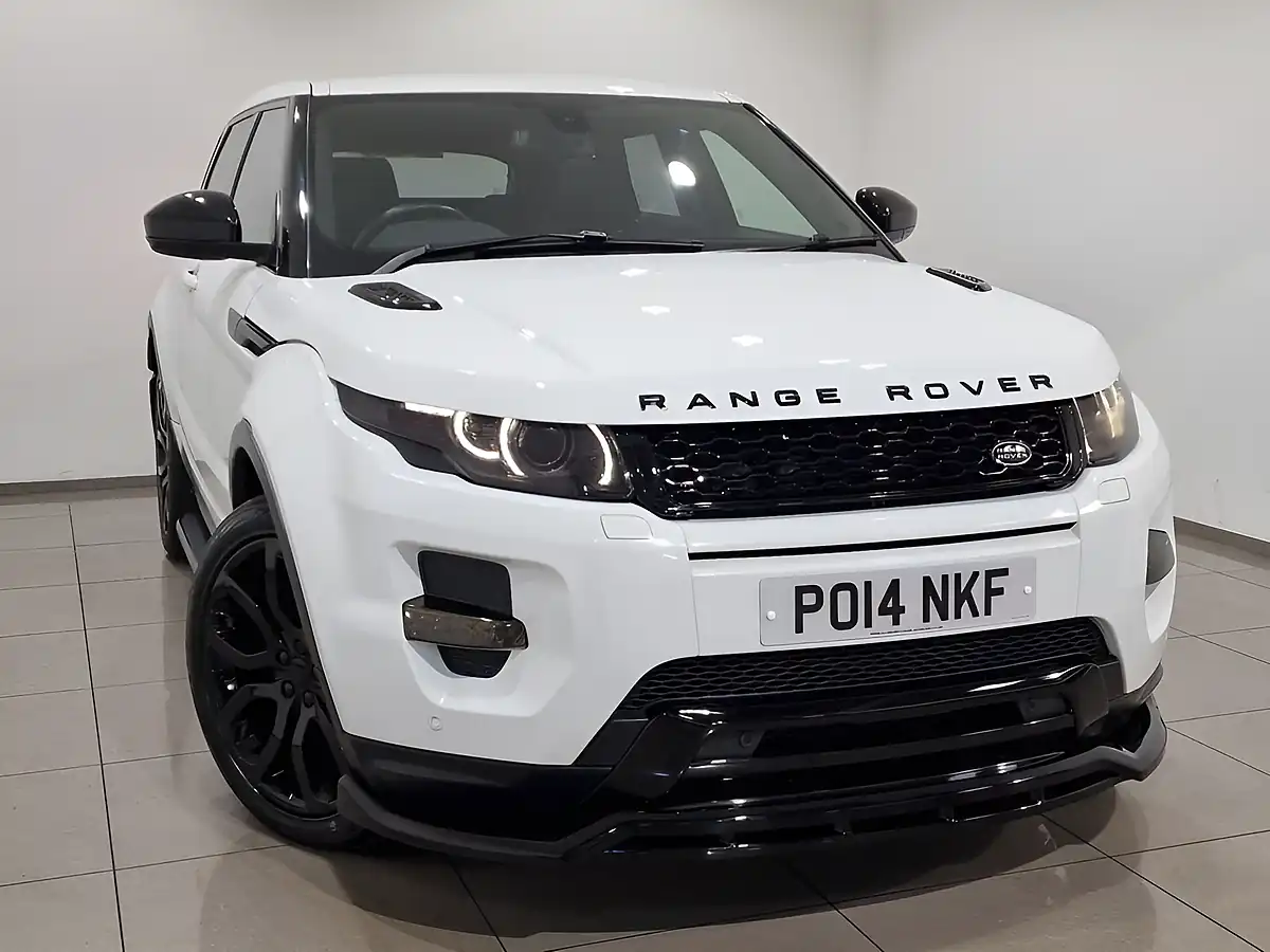 Used 2014 Land Rover Range Rover Evoque Dynamic White - Interior and Exterior details 8