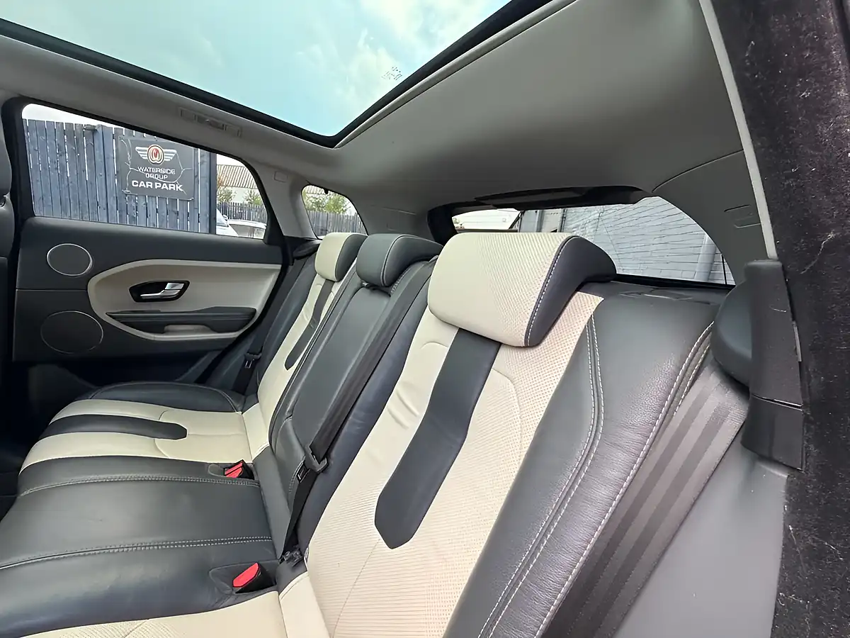 Used 2014 Land Rover Range Rover Evoque Dynamic White - Interior and Exterior details 16
