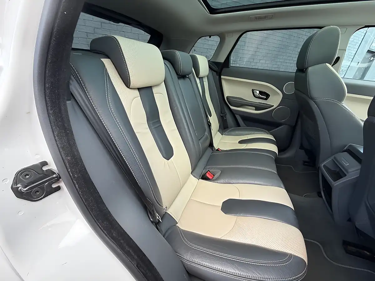 Used 2014 Land Rover Range Rover Evoque Dynamic White - Interior and Exterior details 17