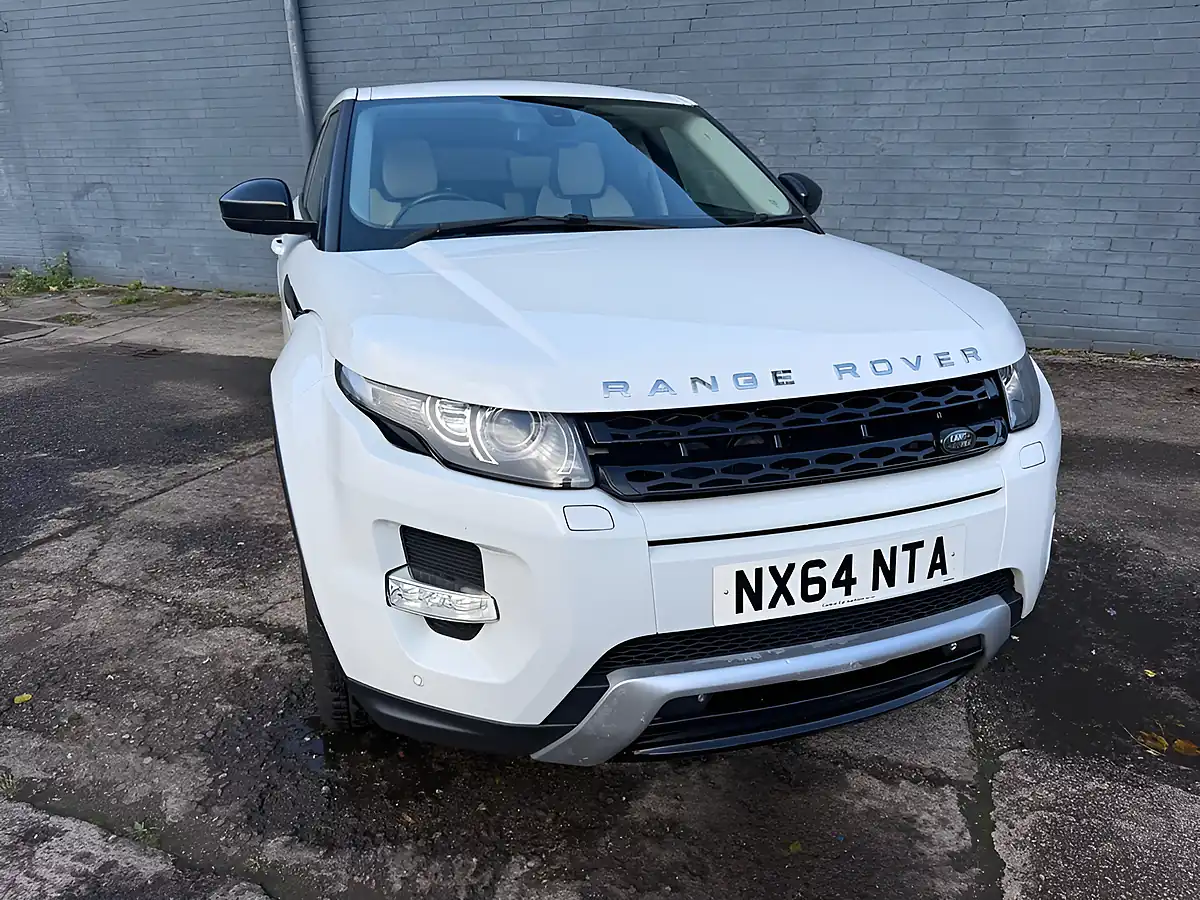 Used 2014 Land Rover Range Rover Evoque Dynamic White - Interior and Exterior details 3
