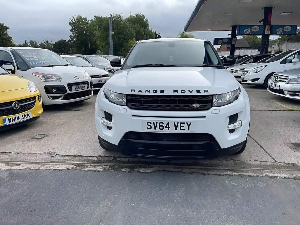 Used 2014 Land Rover Range Rover Evoque Dynamic White - Interior and Exterior details 12