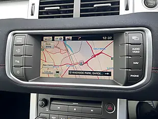 Used 2014 Land Rover Range Rover Evoque Dynamic White - Interior and Exterior details 9