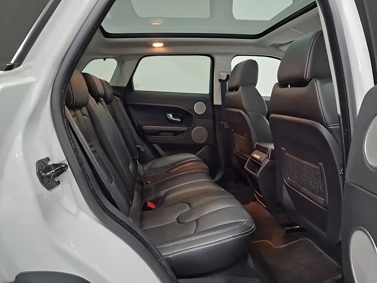 Used 2014 Land Rover Range Rover Evoque Dynamic White - Interior and Exterior details 13