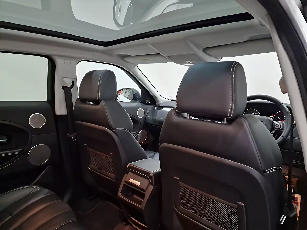 Used 2014 Land Rover Range Rover Evoque Dynamic White - Interior and Exterior details 16