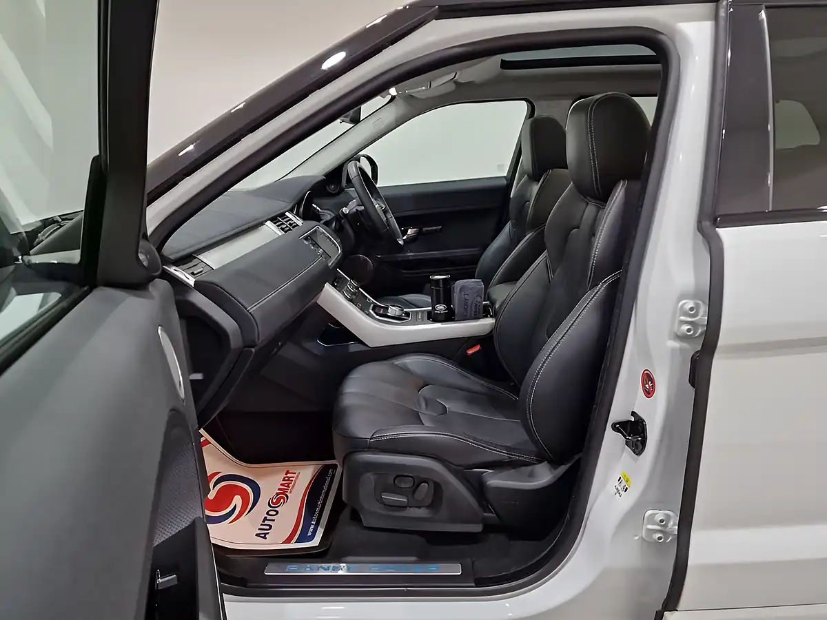 Used 2014 Land Rover Range Rover Evoque Dynamic White - Interior and Exterior details 18