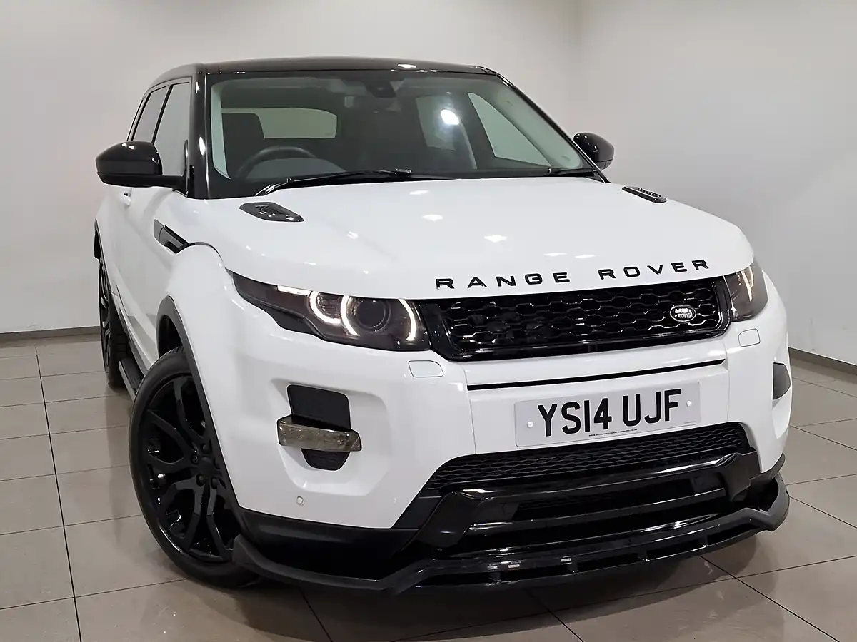 Used 2014 Land Rover Range Rover Evoque Dynamic White - Interior and Exterior details 8