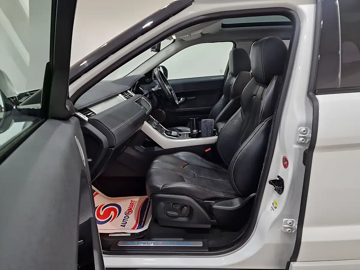 Used 2014 Land Rover Range Rover Evoque Dynamic White - Interior and Exterior details 18