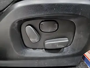 Used 2014 Land Rover Range Rover Evoque Dynamic White - Interior and Exterior details 12