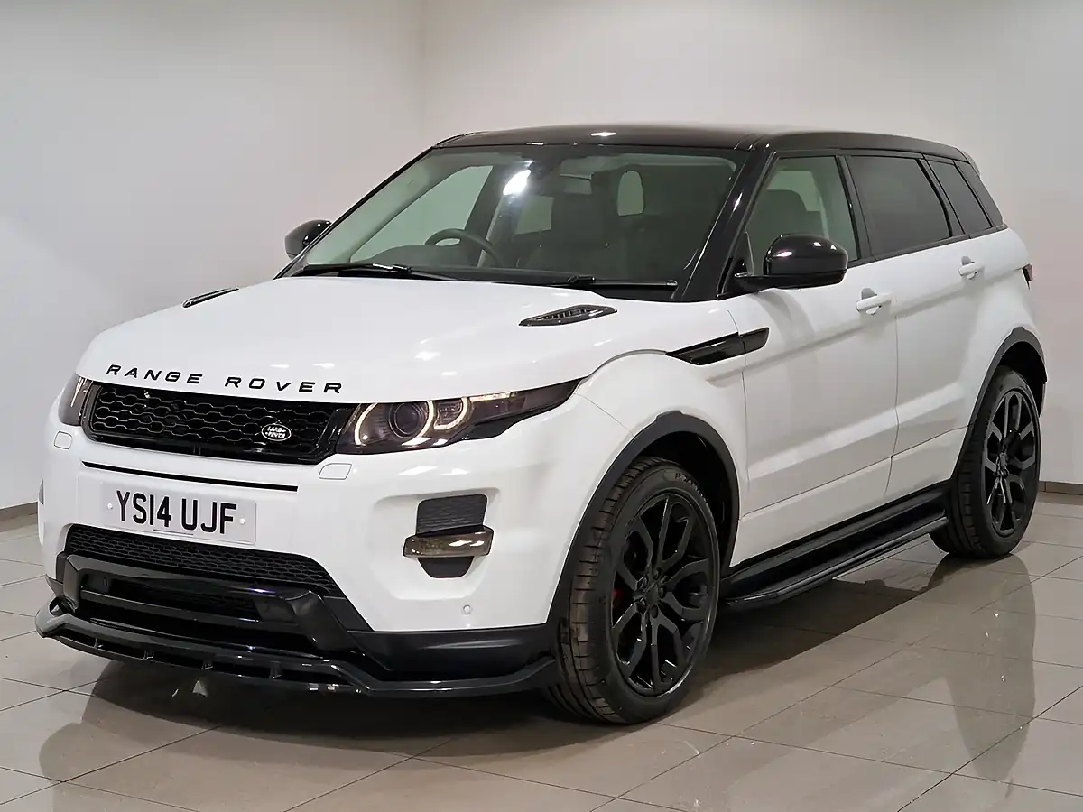 Used 2014 Land Rover Range Rover Evoque Dynamic White - Interior and Exterior details 3
