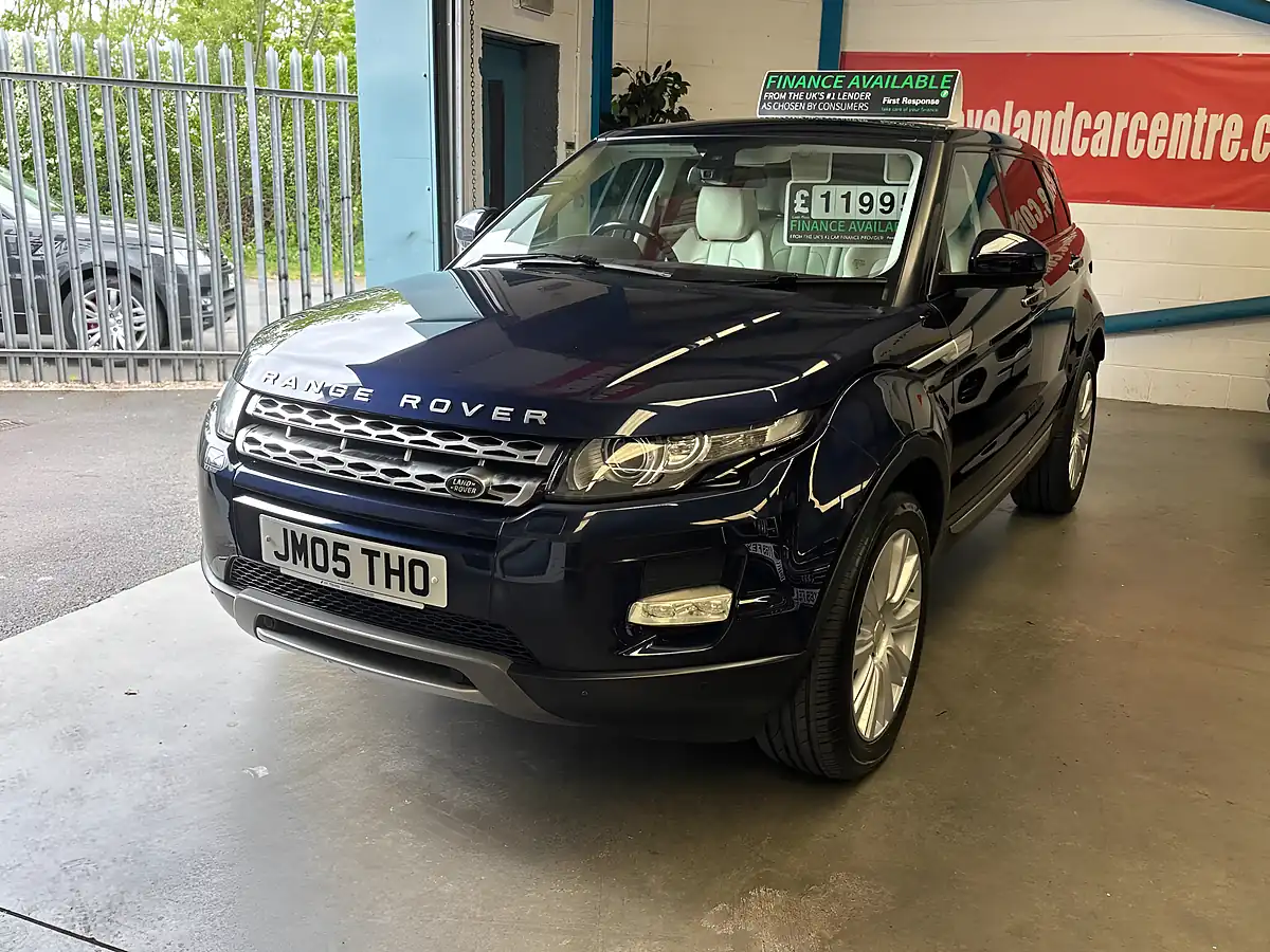 Used 2014 Land Rover Range Rover Evoque Prestige Lux Blue - Interior and Exterior details 11