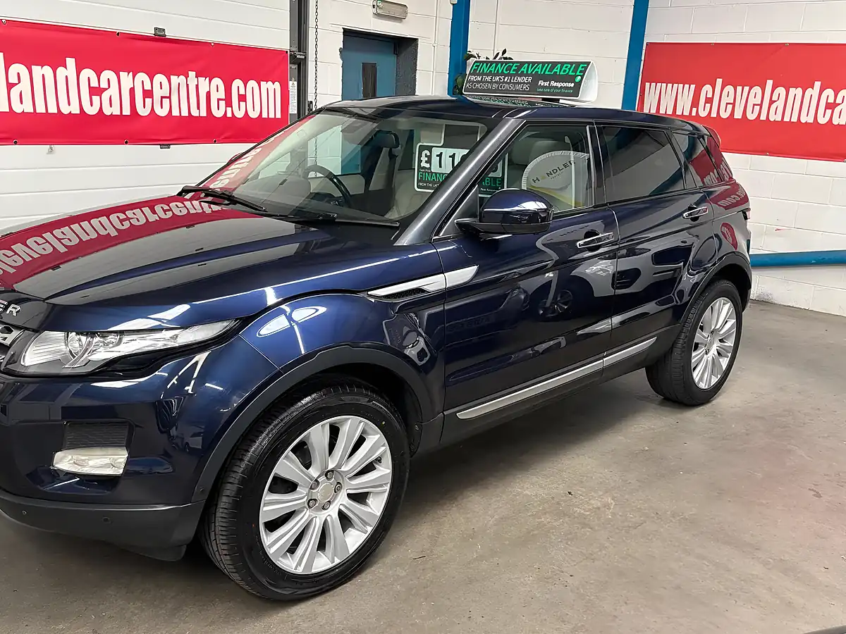 Used 2014 Land Rover Range Rover Evoque Prestige Lux Blue - Interior and Exterior details 2