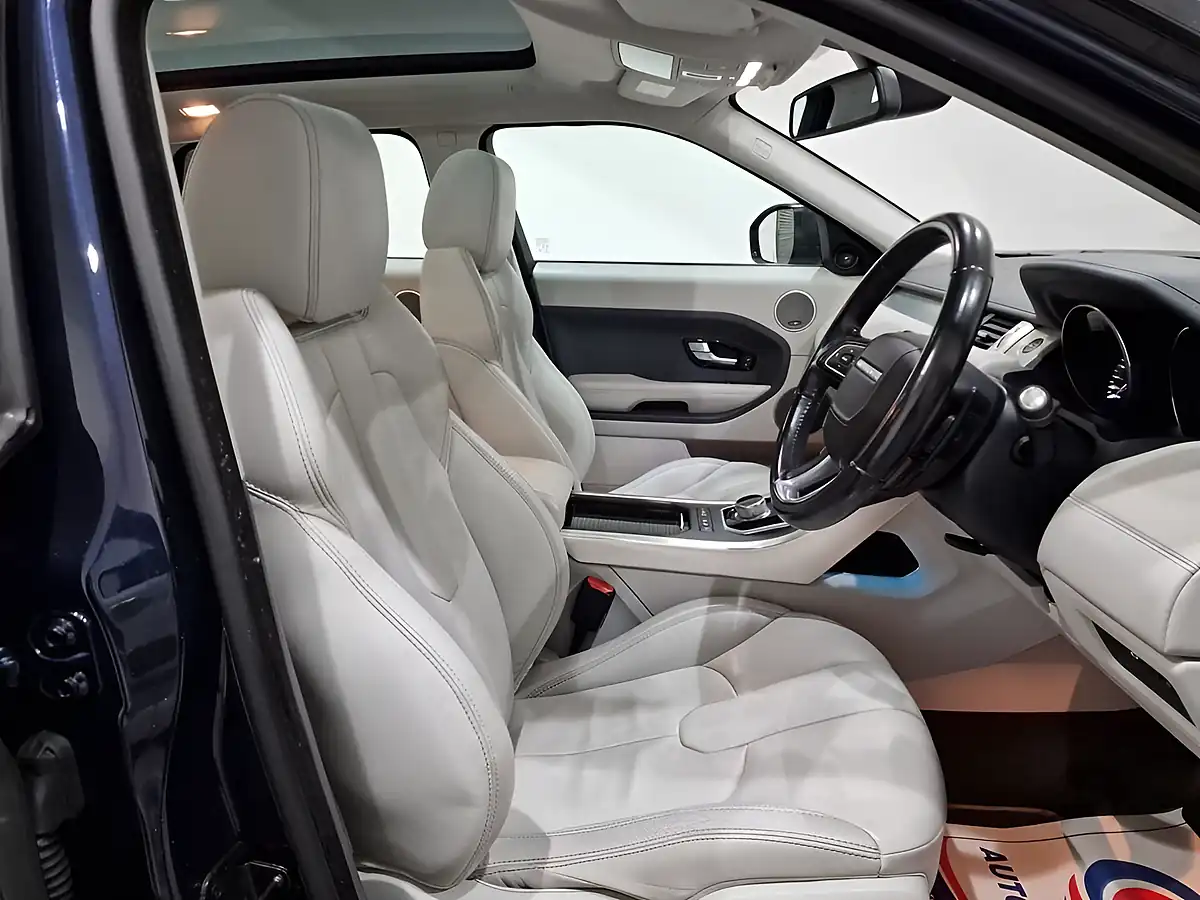 Used 2014 Land Rover Range Rover Evoque Prestige Lux Loire Blue - Interior and Exterior details 10