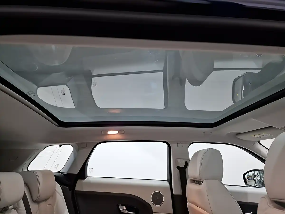 Used 2014 Land Rover Range Rover Evoque Prestige Lux Loire Blue - Interior and Exterior details 15