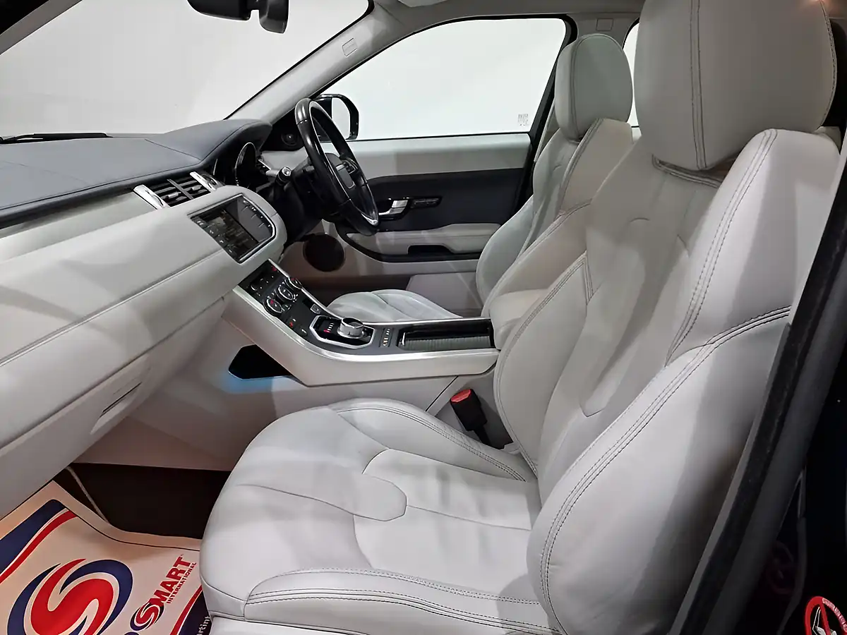 Used 2014 Land Rover Range Rover Evoque Prestige Lux Loire Blue - Interior and Exterior details 17