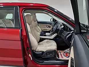 Used 2014 Land Rover Range Rover Evoque Prestige Red - Interior and Exterior details 9