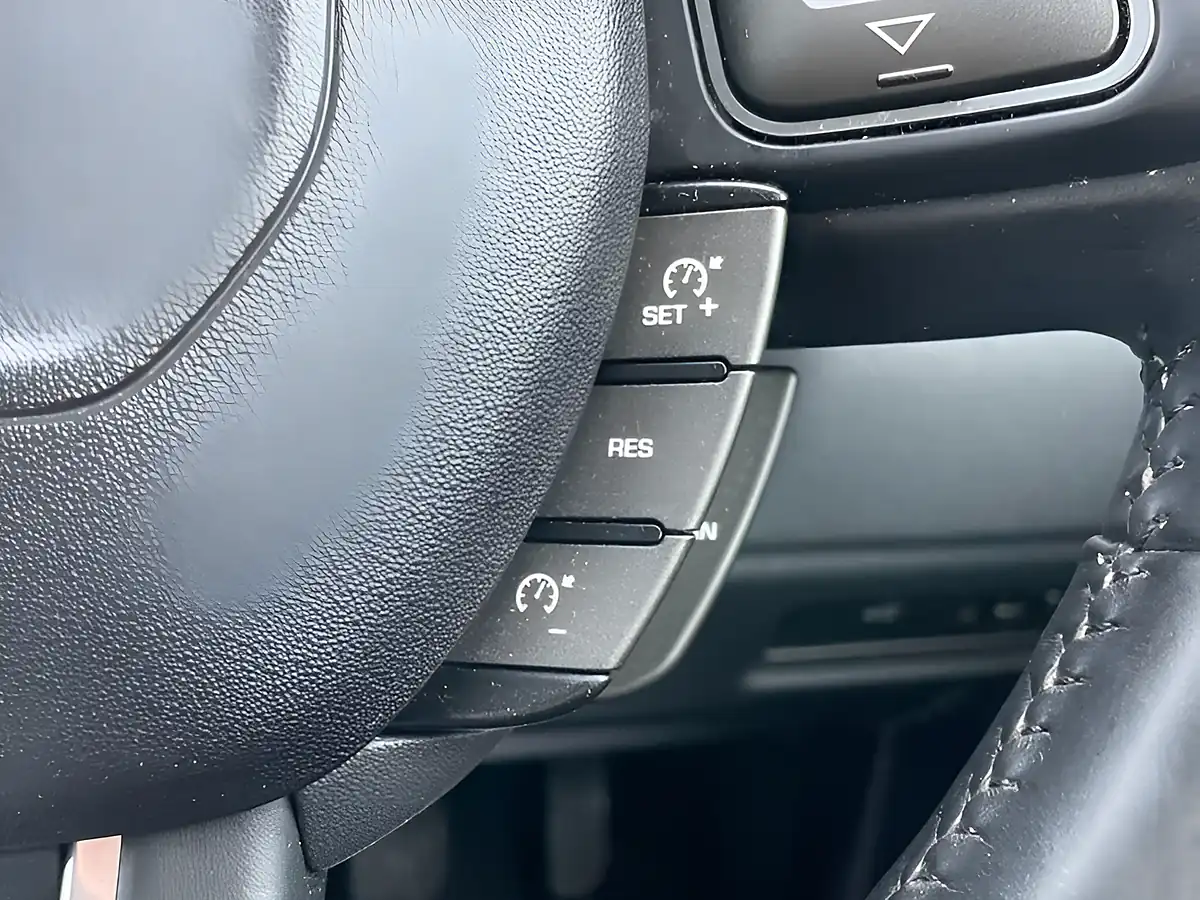 Used 2014 Land Rover Range Rover Evoque Pure Black - Interior and Exterior details 20