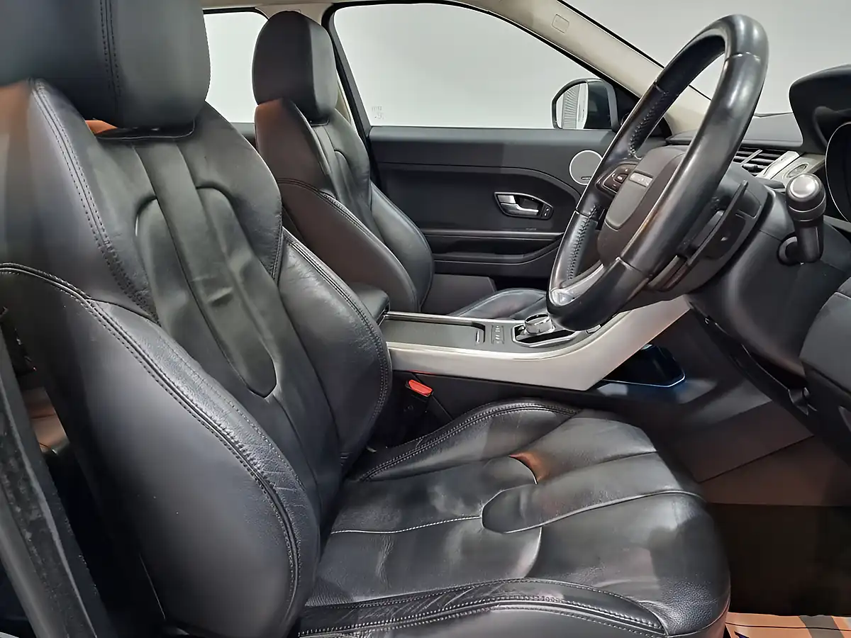 Used 2014 Land Rover Range Rover Evoque Pure Blue - Interior and Exterior details 10