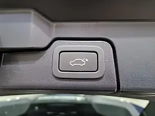 Used 2014 Land Rover Range Rover Evoque Pure Blue - Interior and Exterior details 19