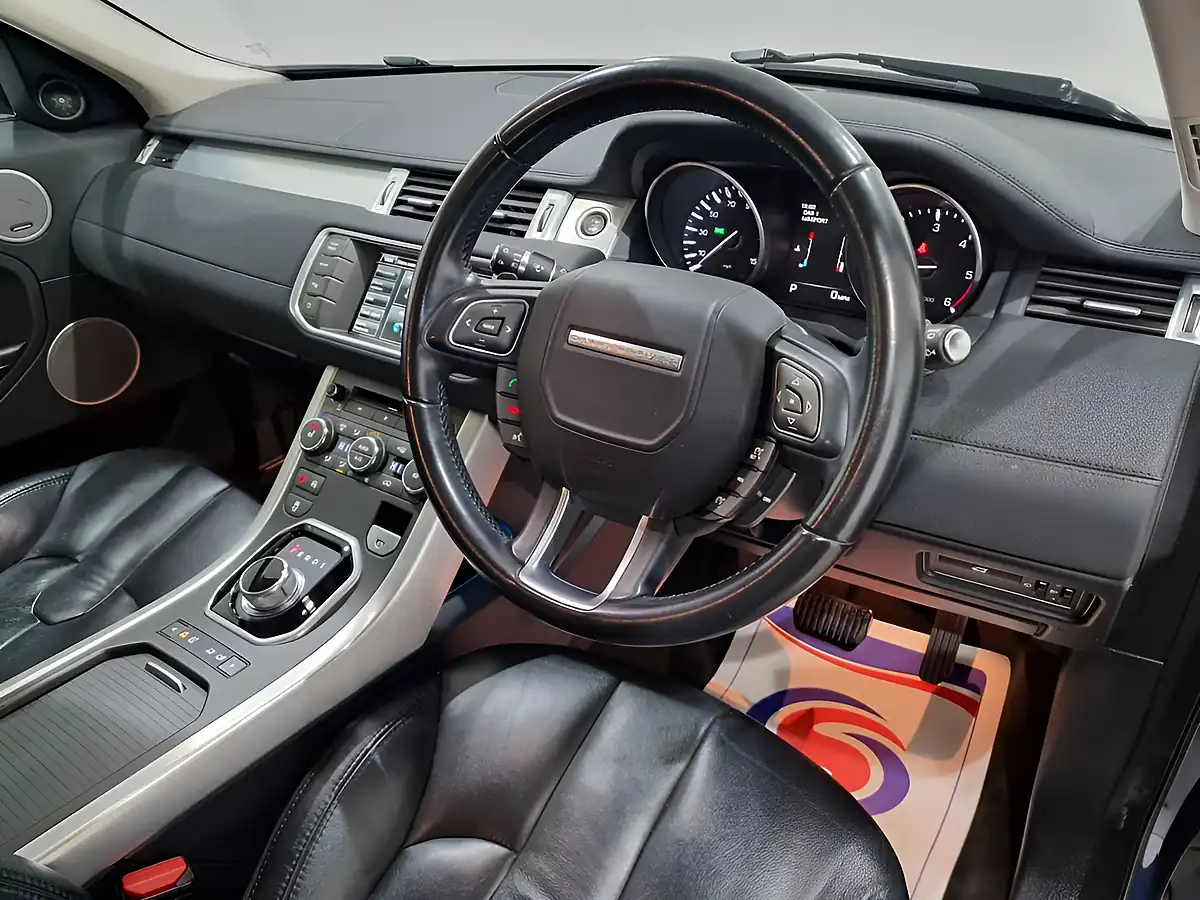 Used 2014 Land Rover Range Rover Evoque Pure Blue - Interior and Exterior details 20